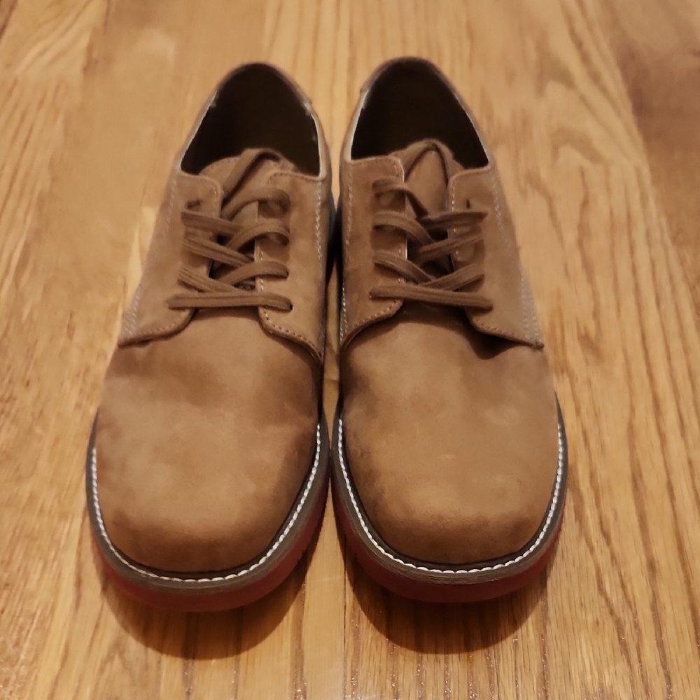 Boys Sperry Bucks - sz 7